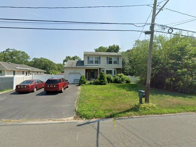 House image located at Shirley, NY 11967