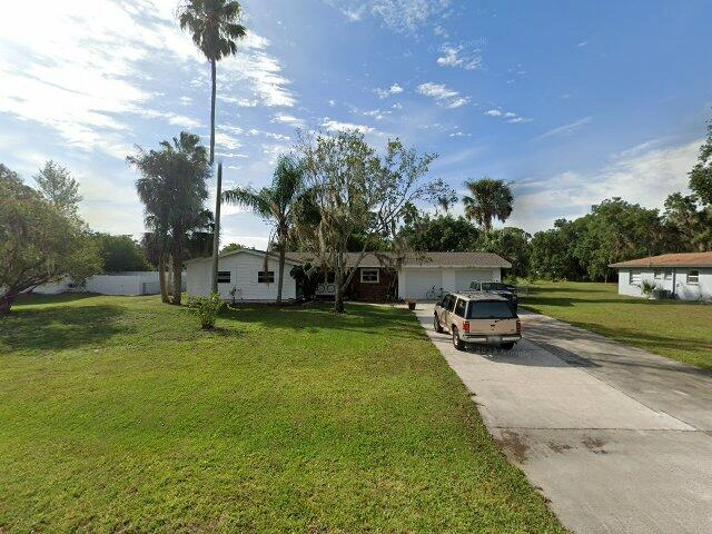 House image located at Sebring, FL 33876