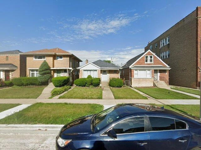 House image located at Chicago, IL 60617