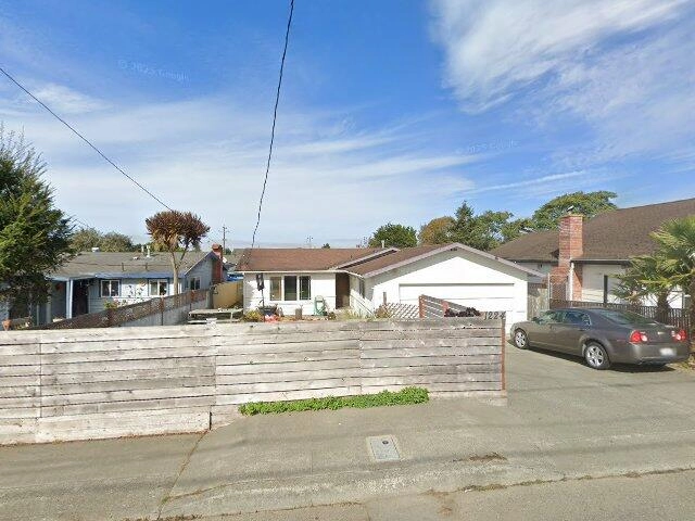 House image located at Eureka, CA 95503