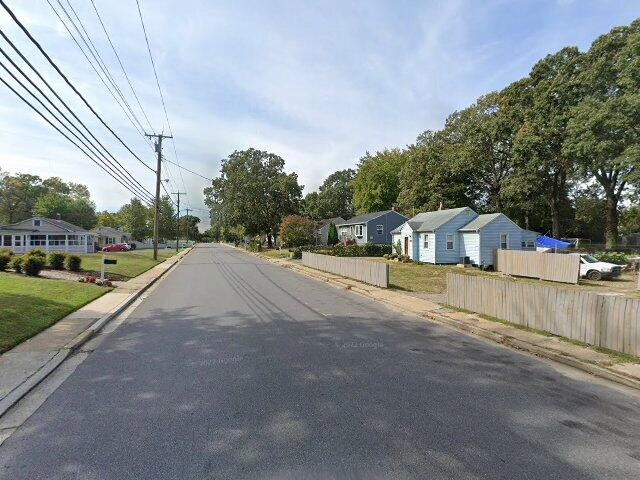 House image located at Radford, VA 24141