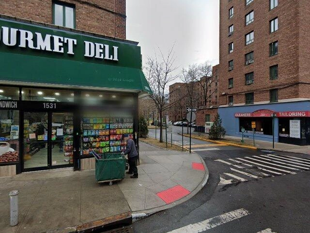 House image located at Bronx, NY 10462