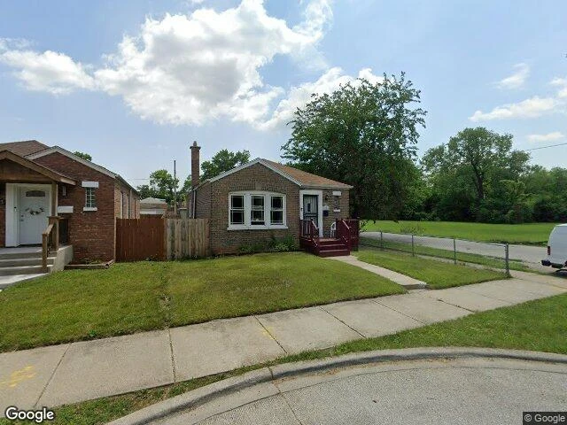 House image located at Chicago, IL 60628