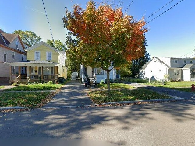 House image located at Altoona, PA 16602