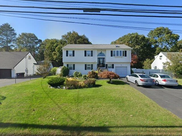 House image located at Bay Shore, NY 11706