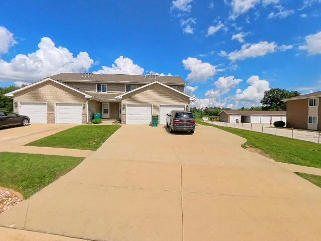 House image located at Ely, IA 52227