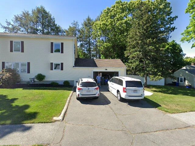 House image located at Lynnfield, MA 01940