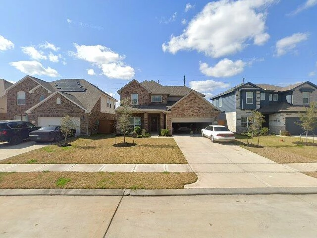 House image located at Rosharon, TX 77583