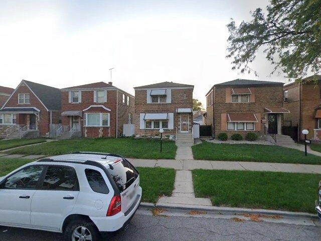 House image located at Chicago, IL 60652