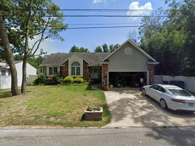 House image located at Beachwood, NJ 08722