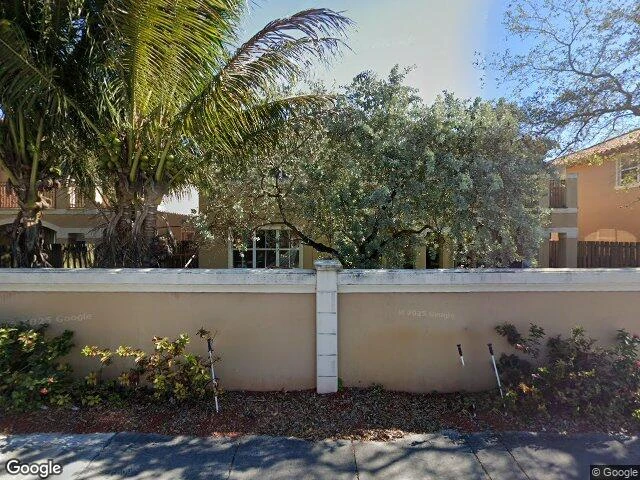 House image located at Miami, FL 33185