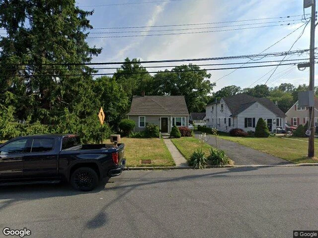 House image located at Keyport, NJ 07735