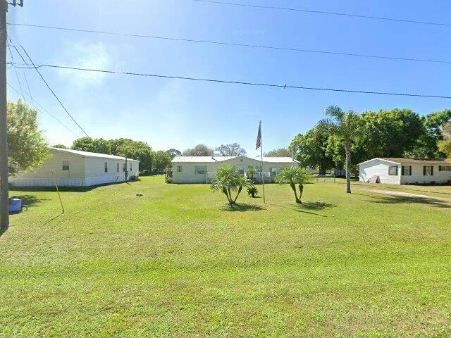 House image located at Okeechobee, FL 34974