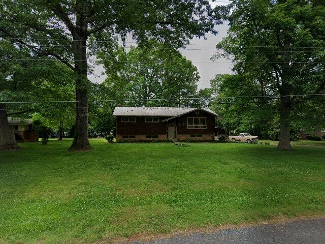 House image located at Hickory, NC 28601