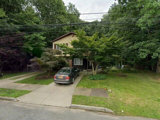 House image located at Staten Island, NY 10312