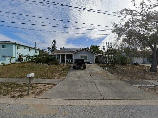 House image located at Tarpon Springs, FL 34689