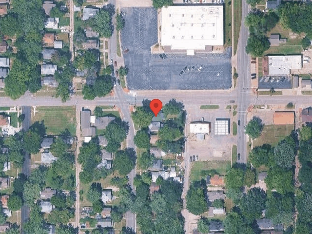 House image located at Topeka, KS 66604