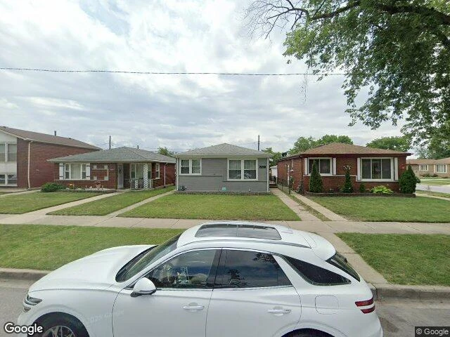 House image located at Chicago, IL 60633