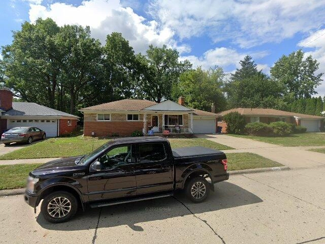 House image located at Warren, MI 48093