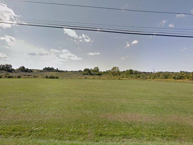 House image located at Auburn, NY 13021
