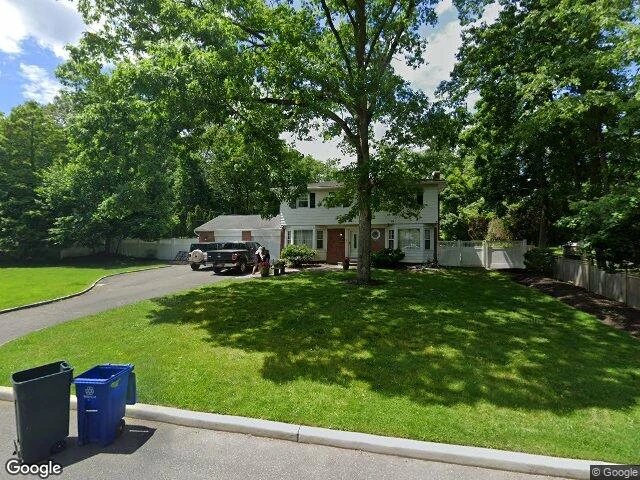 House image located at Smithtown, NY 11787