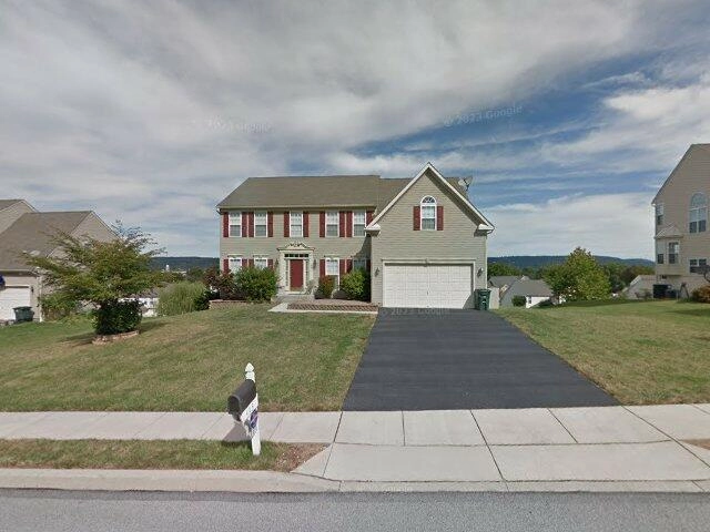 House image located at York, PA 17402