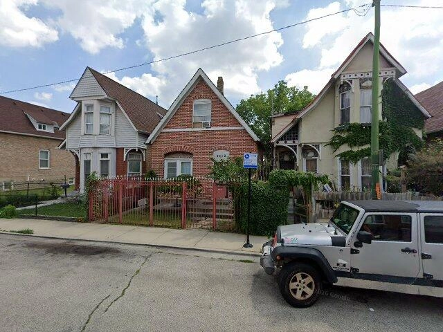 House image located at Chicago, IL 60608