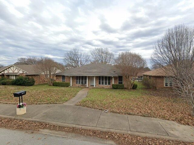 House image located at Duncanville, TX 75137