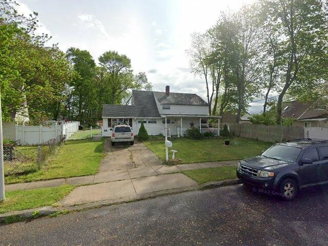 House image located at Levittown, PA 19057