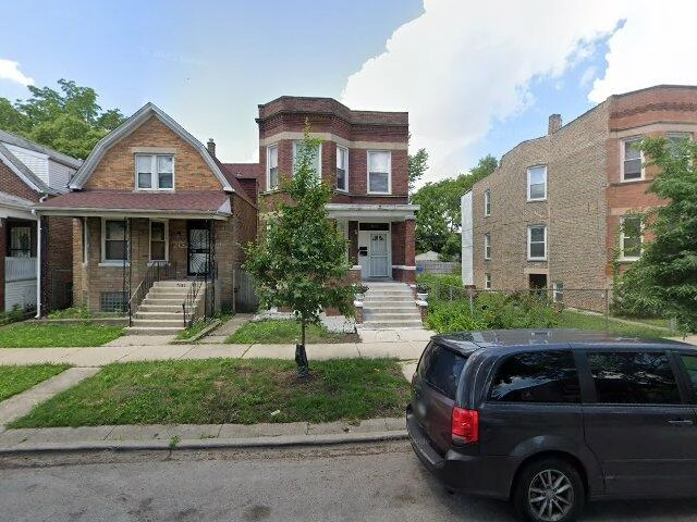 House image located at Chicago, IL 60621