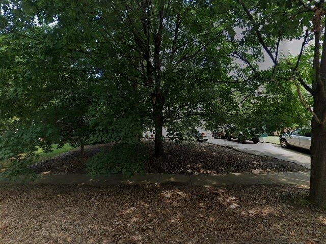 House image located at Louisville, KY 40204