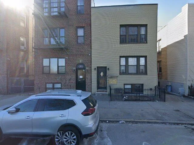 House image located at Bronx, NY 10461