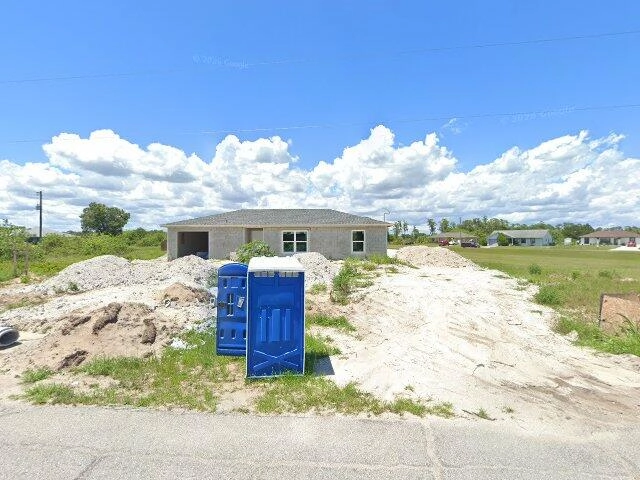 House image located at Labelle, FL 33935