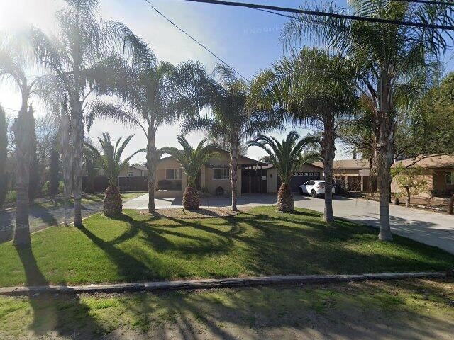 House image located at Porterville, CA 93257