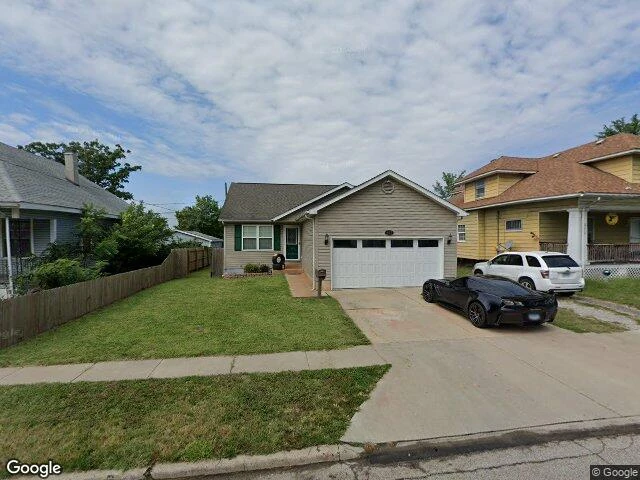 House image located at East Alton, IL 62024