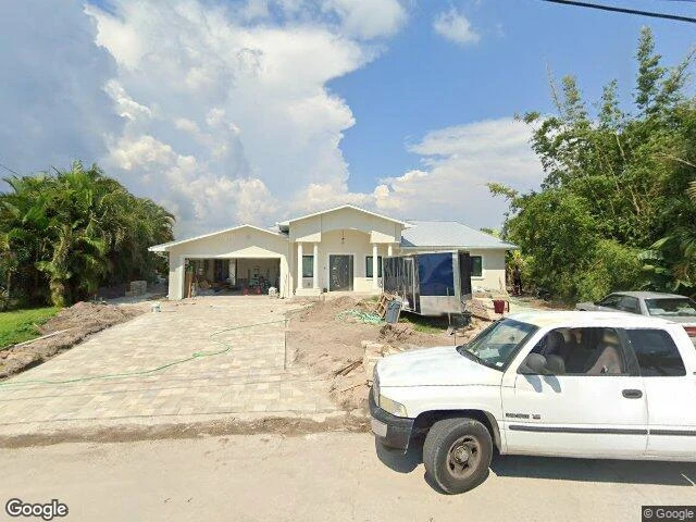 House image located at Saint Petersburg, FL 33705