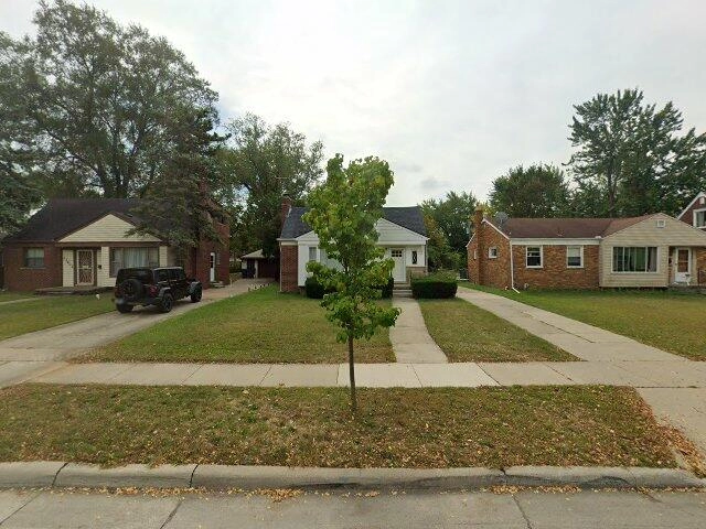 House image located at Oak Park, MI 48237