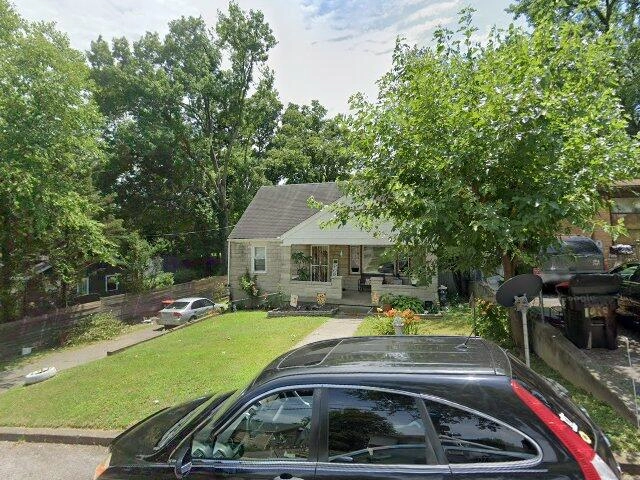 House image located at Louisville, KY 40215