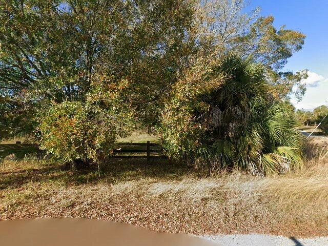 House image located at Fort Myers, FL 33905