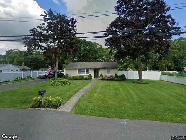 House image located at Bohemia, NY 11716