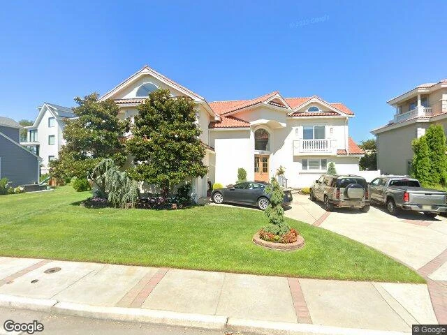 House image located at Margate City, NJ 08402