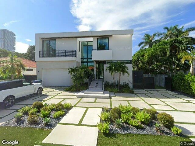 House image located at North Miami Beach, FL 33160