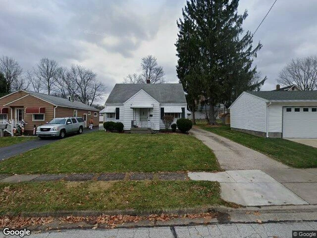 House image located at Cuyahoga Falls, OH 44223