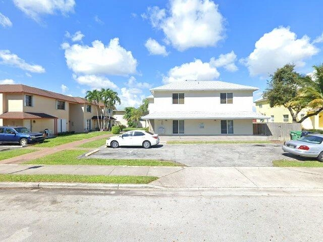 House image located at Miami, FL 33157