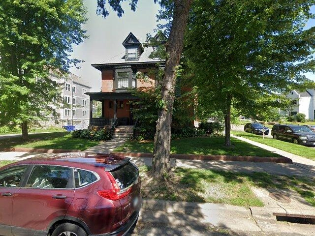 House image located at Saint Paul, MN 55102