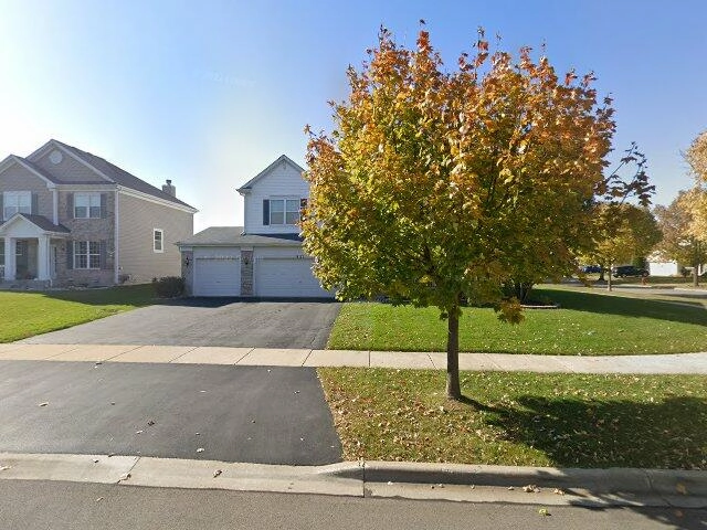 House image located at Huntley, IL 60142