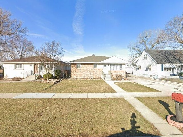 House image located at Burbank, IL 60459
