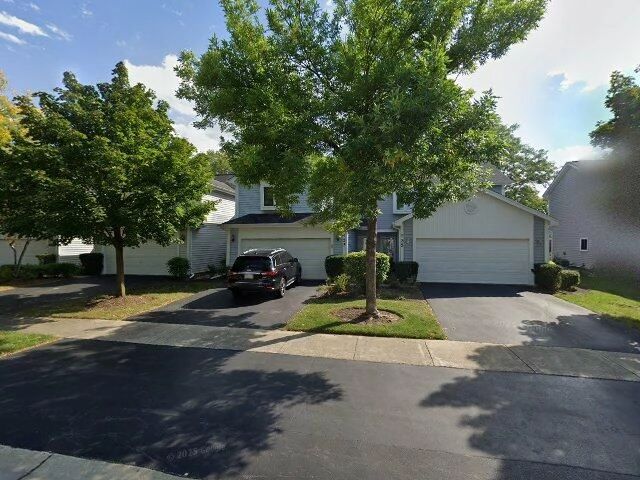 House image located at Westmont, IL 60559