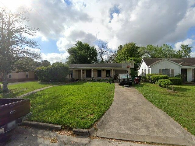 House image located at Houston, TX 77021