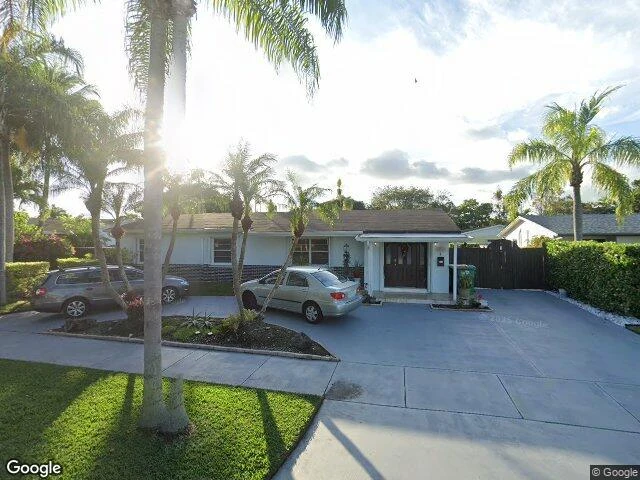 House image located at Miami, FL 33157